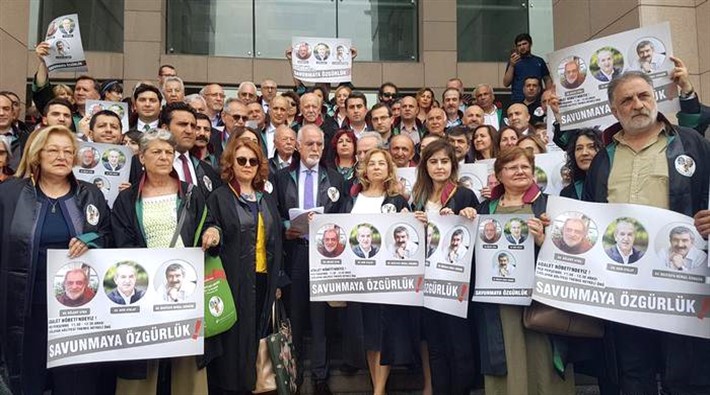 Tutuklu Cumhuriyet avukatları için meslektaşlarından Çağlayan’da adalet çağrısı