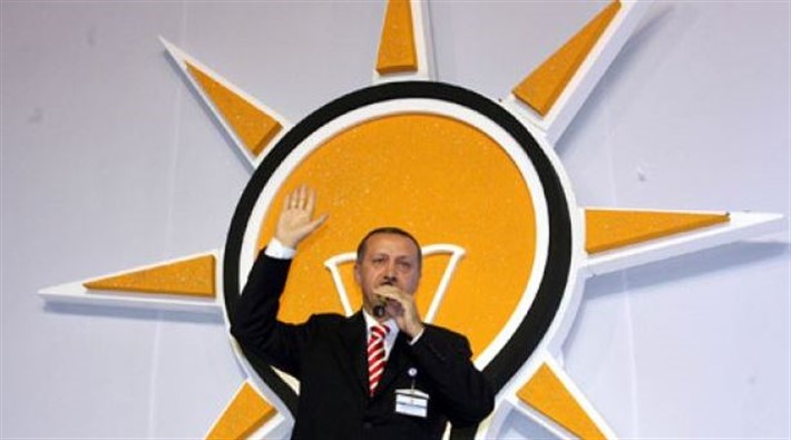 'Umutsuz AKP’liler gözünü belediye başkanlıklarına dikti'