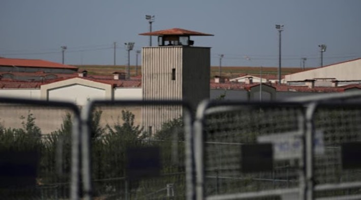 Açık cezaevlerindeki hükümlülerin Kovid-19 izni iki ay daha uzatıldı