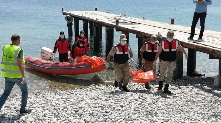 Van Gölü'nde batan teknede ölü sayısı 42'ye yükseldi