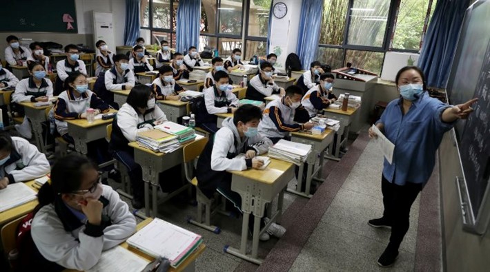Wuhan'da okullar açıldı