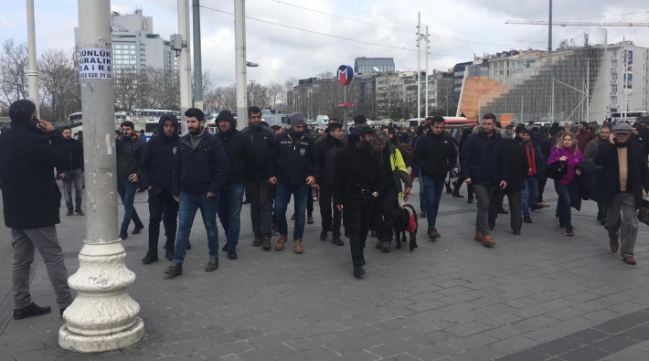 İBB Kavuşma Durağı'ndaki 'Ya Kanal Ya İstanbul' etkinliğine polis engeli