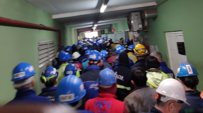 AKP patronlara önlemi aldı, binlerce işçiyi bir arada çalışmaya mahkum etti!