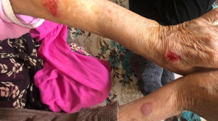Yerine kayyum atanan HDP'li eş başkanın evi basıldı: 90 yaşındaki annesi darp edildi