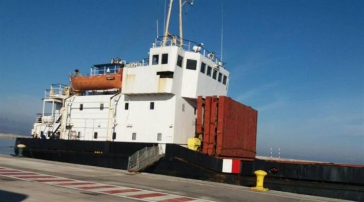 Reuters: Yunanistan, Türkiye’de yüklenen bomba malzemesiyle dolu gemiyi durdurdu